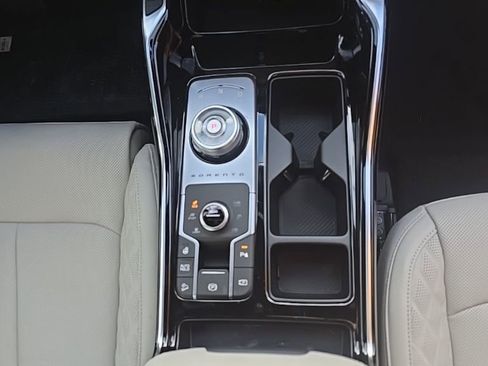 New 2026 Kia Sorento SX Prestige AWD/4WD image 9