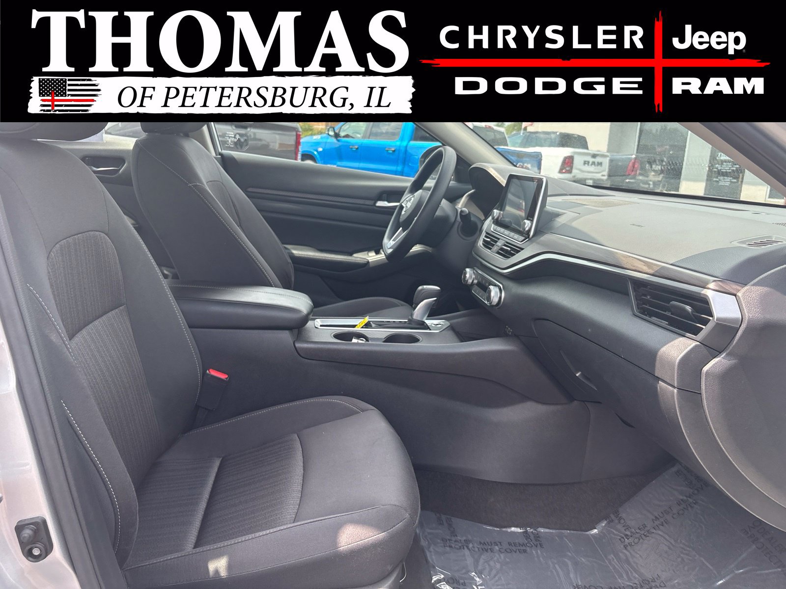 Used 2025 Nissan Altima 2.5 SV FWD image 24