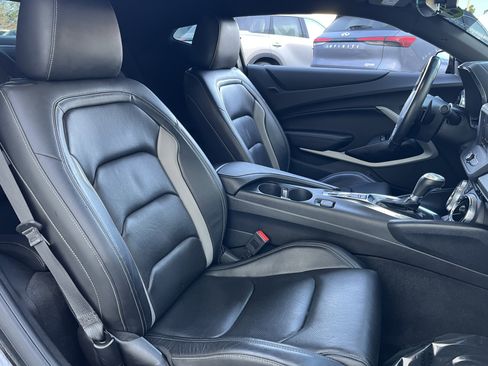 Used 2023 Chevrolet Camaro LT image 17