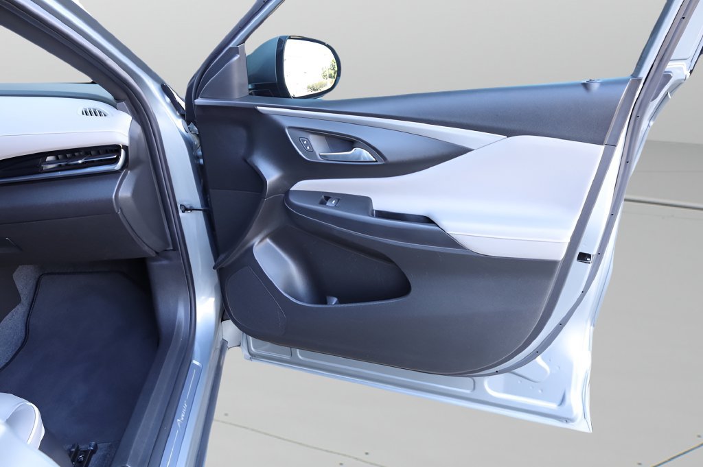 Used 2024 Buick Envista Avenir FWD image 17