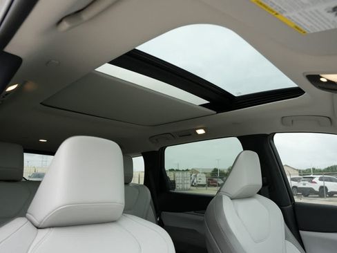 New 2027 INFINITI QX60 Luxe w/ Cargo Package FWD image 24