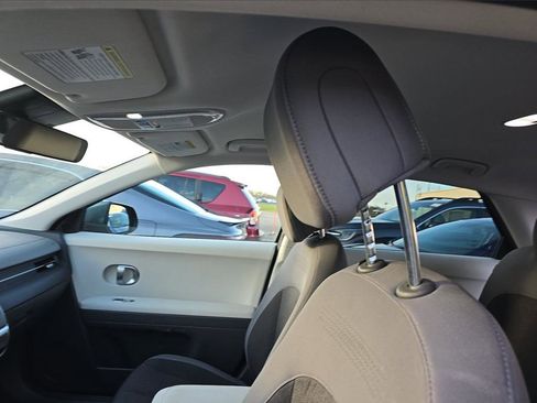 Used 2024 Hyundai Ioniq 5 SEL image 14