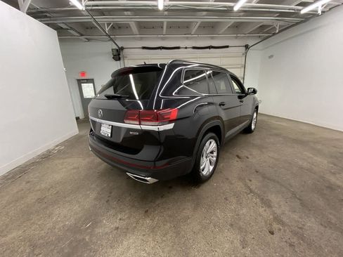Used 2021 Volkswagen Atlas SE image 6