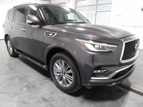 Used 2024 INFINITI QX80 Luxe AWD/4WD image 2