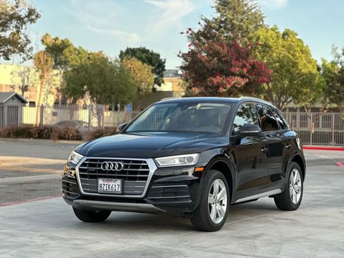 Used 2018 Audi Q5 2.0T Premium image 3