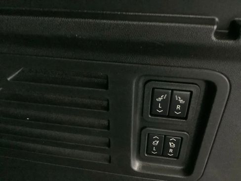 Used 2024 Chevrolet Traverse RS w/ LPO, Floor Liner Package AWD/4WD image 24