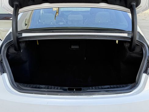 Used 2014 Lincoln MKZ 4dr Sdn AWD image 24