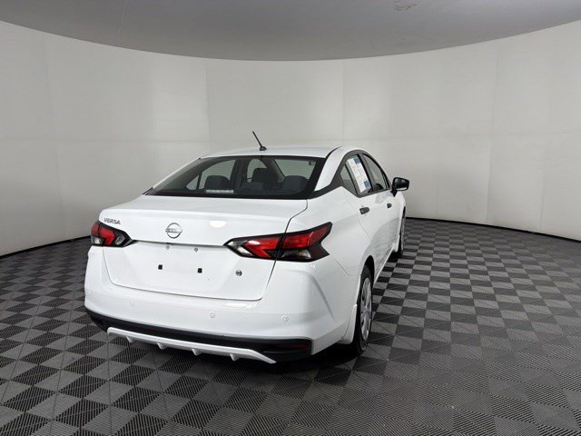Used 2025 Nissan Versa S w/ Trunk Package FWD image 10
