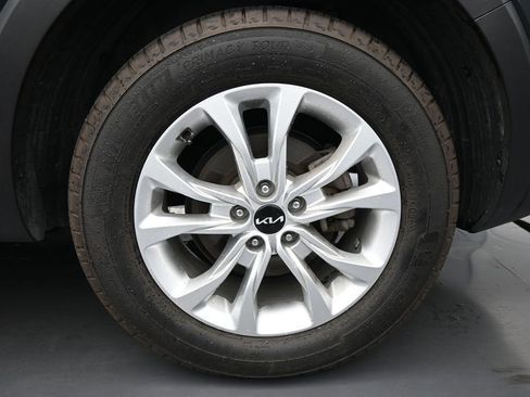 Used 2022 Kia Telluride LX AWD/4WD image 28