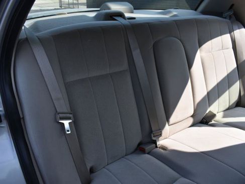 Used 2007 Mercury Grand Marquis GS RWD image 13