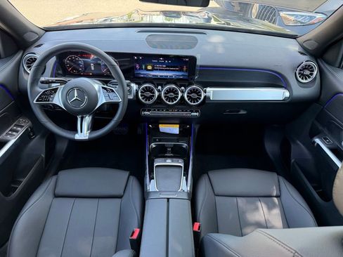 New 2026 Mercedes-Benz GLB 250 image 11