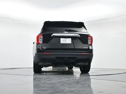 Used 2022 Ford Explorer XLT w/ Class IV Trailer Tow Package image 38