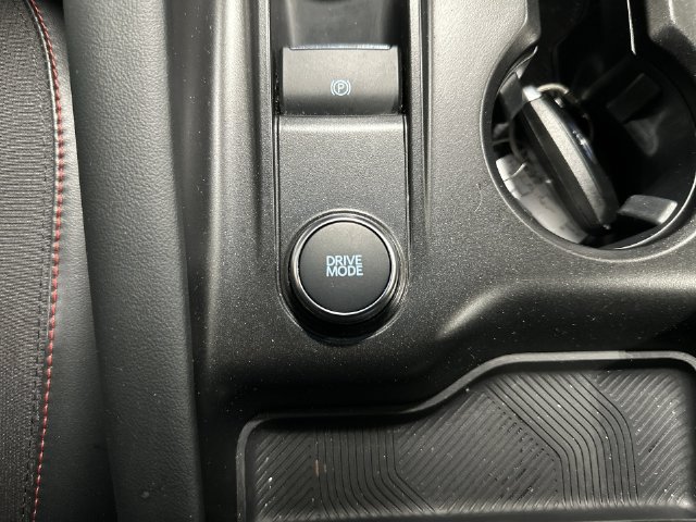 Used 2025 Ford Explorer ST-Line AWD/4WD image 34