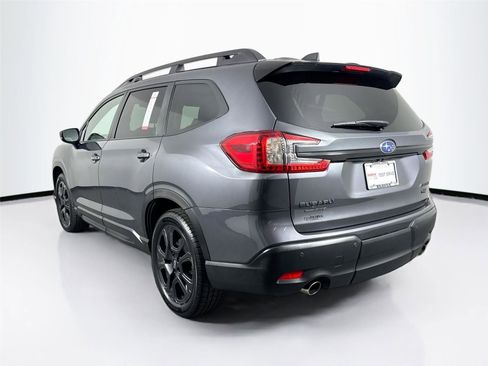 Used 2024 Subaru Ascent Onyx Edition image 8