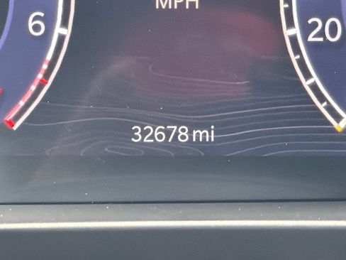 Used 2023 Jeep Grand Cherokee Altitude RWD image 29