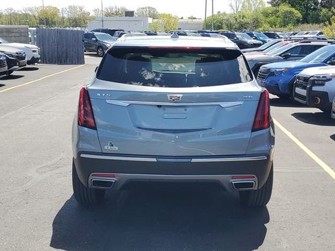 Certified 2023 Cadillac XT5 Premium Luxury FWD image 3