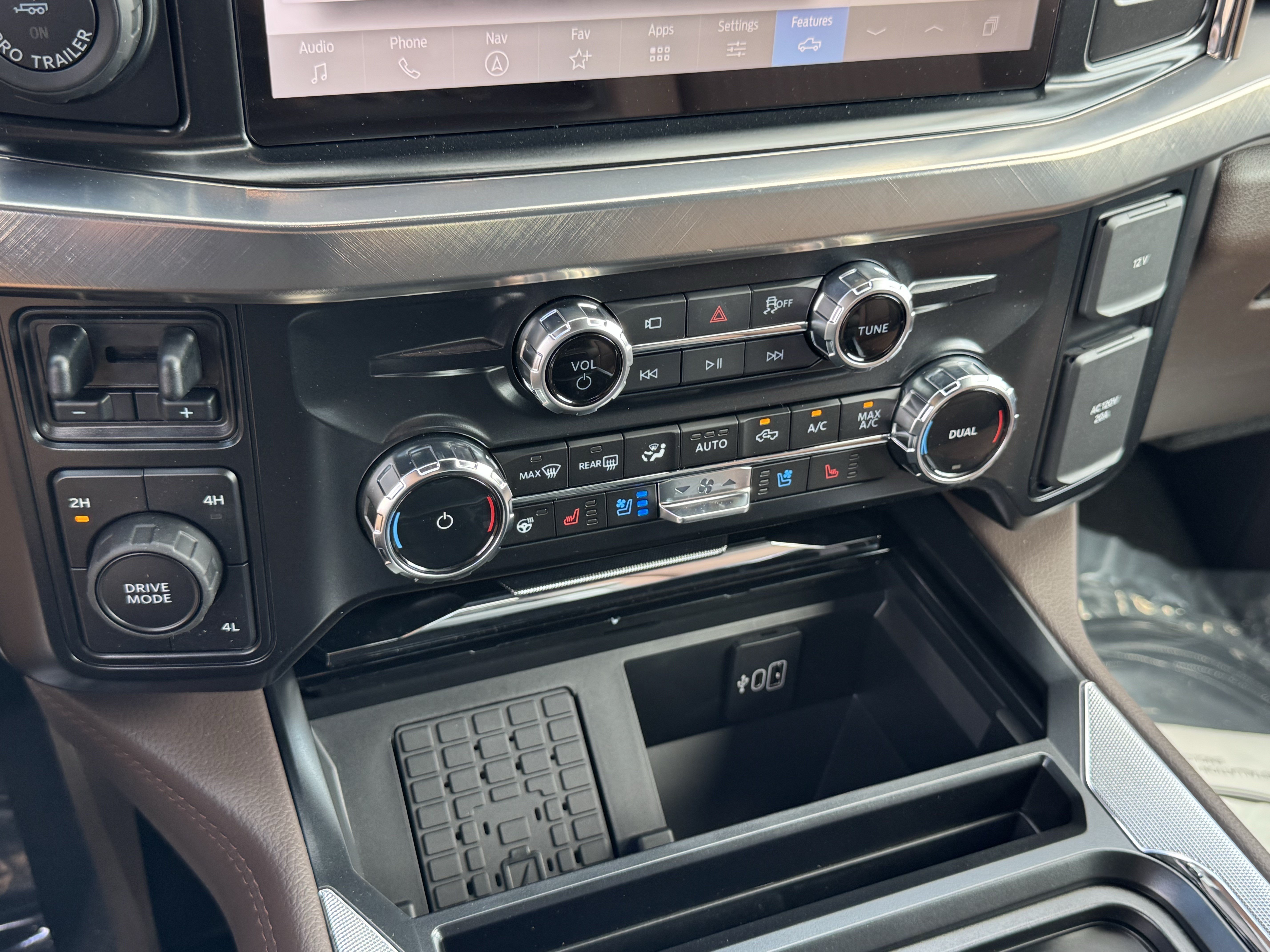 New 2026 Ford F350 King Ranch AWD/4WD image 14