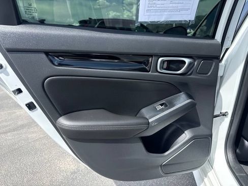 Used 2023 Honda Civic Touring image 24