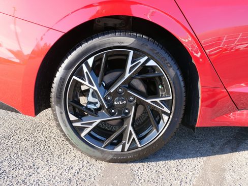 New 2025 Kia K5 GT-Line image 11