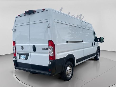 Used 2023 RAM ProMaster 2500 FWD image 8