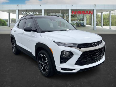 Used 2023 Chevrolet TrailBlazer RS w/ Convenience Package image 7