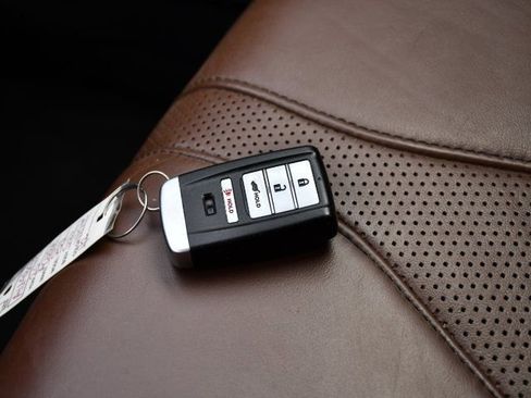 Used 2020 Acura RDX w/ Technology Package AWD/4WD image 19