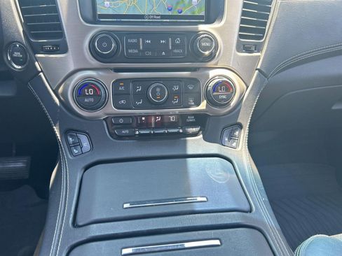 Used 2016 GMC Yukon XL Denali w/ Open Road Package AWD/4WD image 19