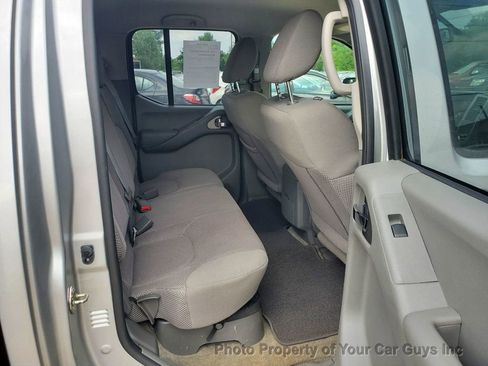 Used 2017 Nissan Frontier SV w/ SV Value Truck Package RWD image 24