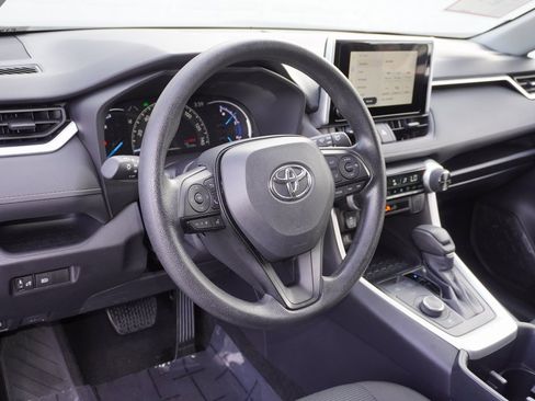Certified 2025 Toyota RAV4 LE image 12