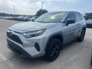 Used 2024 Toyota RAV4 LE AWD/4WD video 1