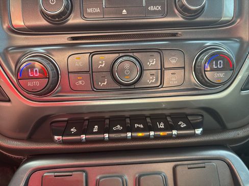 Used 2018 Chevrolet Silverado 2500 LTZ w/ Custom Sport Edition AWD/4WD image 19