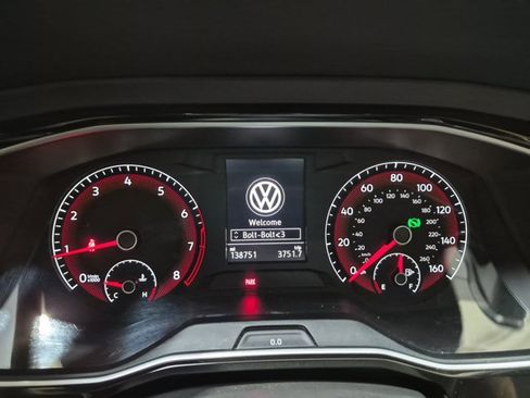 Used 2019 Volkswagen Jetta R-Line w/ R-Line Cold Weather Package FWD image 18