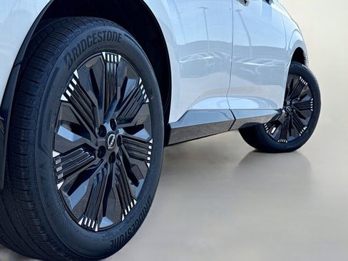 New 2026 Nissan Murano Platinum w/ Cargo Package AWD/4WD image 13
