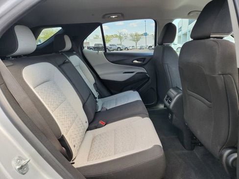 Used 2022 Chevrolet Equinox LT AWD/4WD image 18