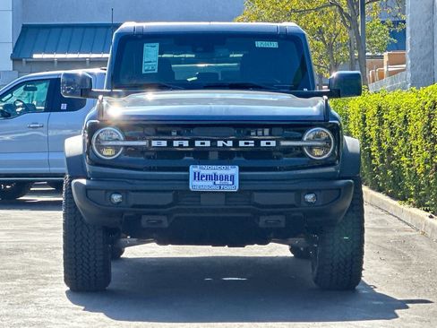 New 2025 Ford Bronco Outer Banks w/ Sasquatch Package image 9