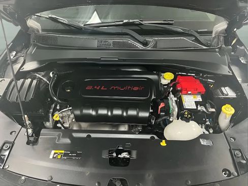 Used 2021 Jeep Compass Sport AWD/4WD image 16
