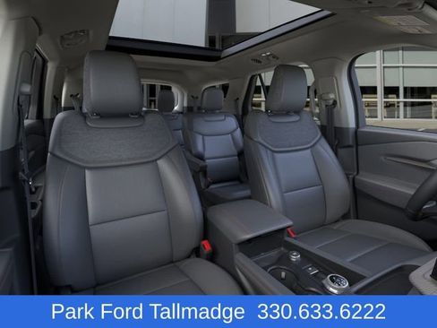 New 2026 Ford Explorer Active w/ Active Comfort Package image 10