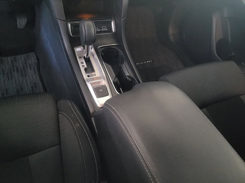 Used 2023 Subaru Ascent Premium image 26