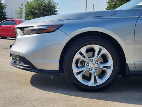 Used 2024 Honda Accord LX image 8