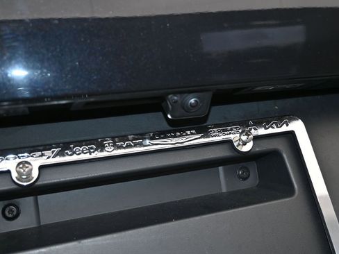 Used 2023 Volkswagen ID.4 Pro image 37