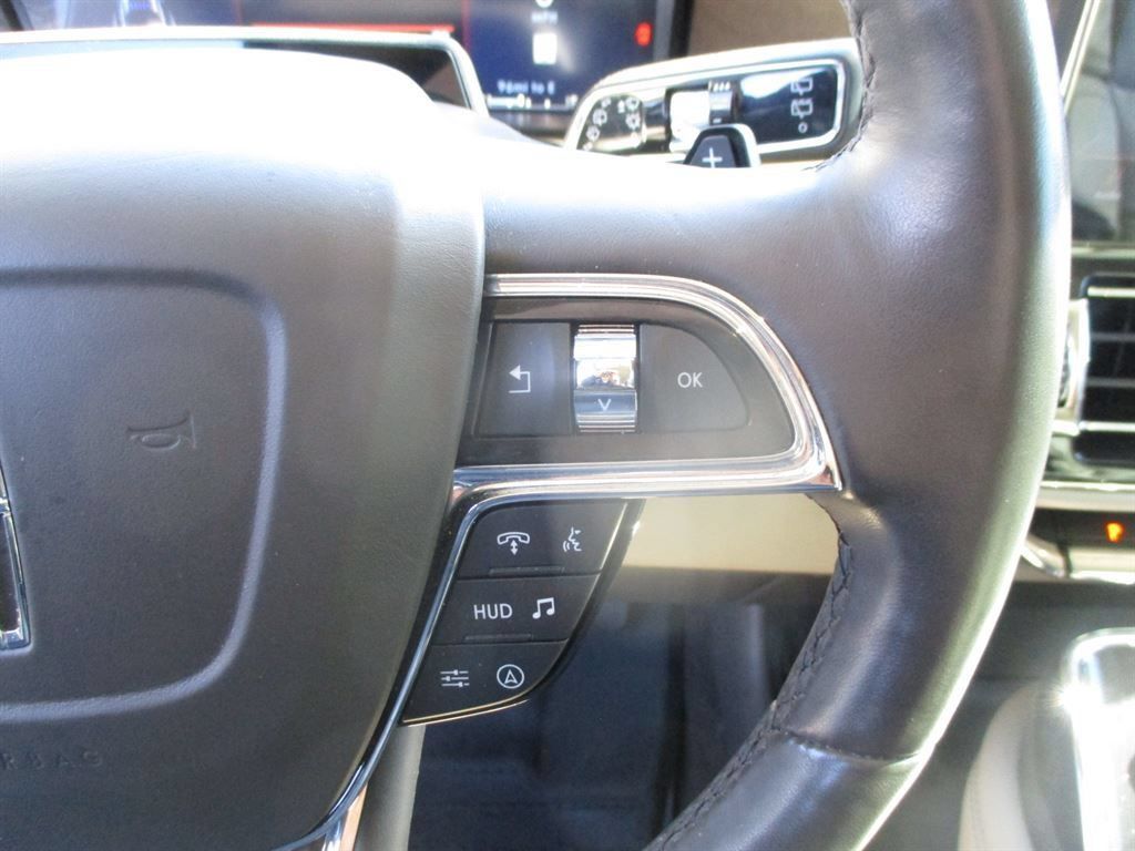 Used 2024 Lincoln Navigator Reserve AWD/4WD image 13