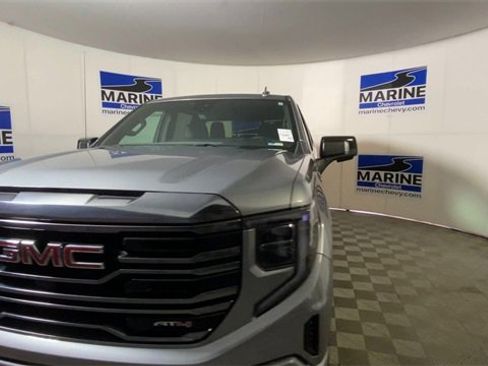 Certified 2024 GMC Sierra 1500 AT4 w/ Technology Package image 5