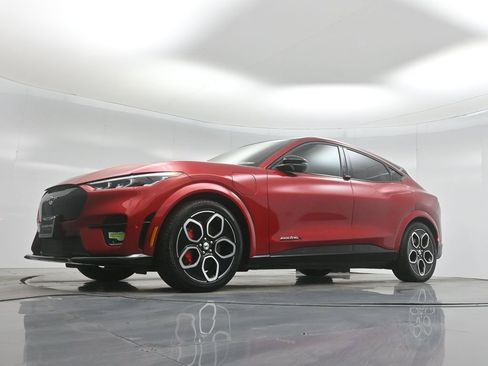 Certified 2023 Ford Mustang Mach-E GT image 51