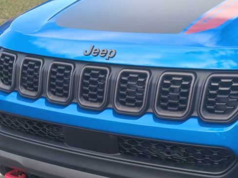 New 2026 Jeep Compass Trailhawk image 24
