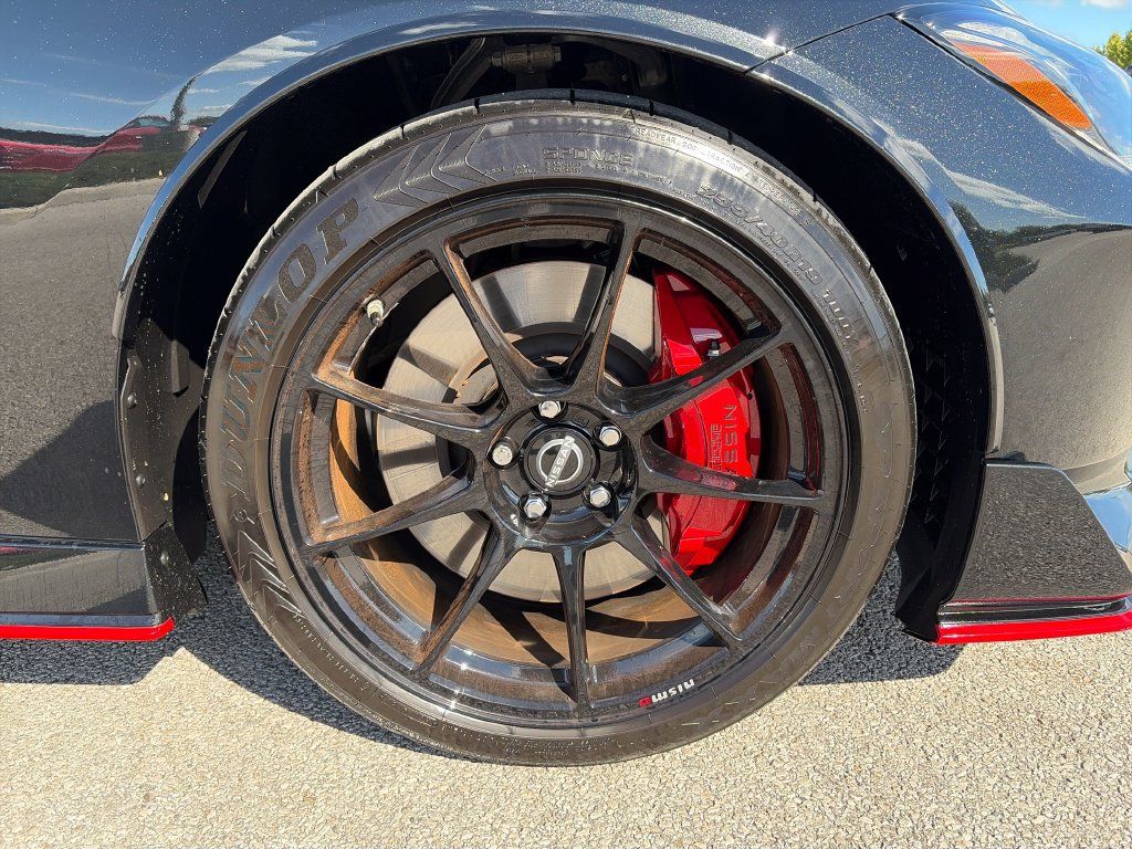 Used 2024 Nissan Z NISMO w/ Floor Mat Package RWD image 10