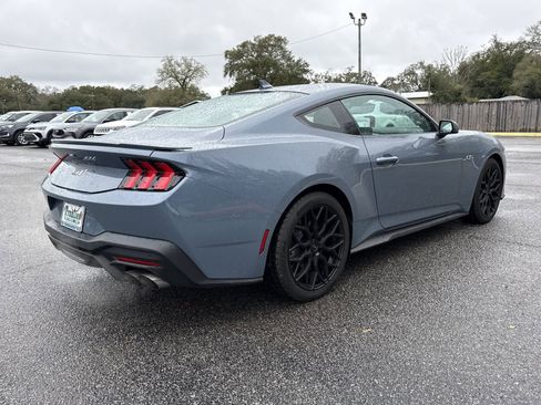 Used 2024 Ford Mustang GT Premium image 5