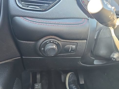 Used 2025 Dodge Durango R/T AWD/4WD image 22