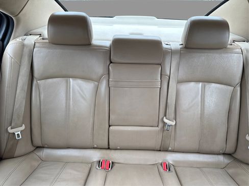 Used 2011 Buick LaCrosse CXL image 17