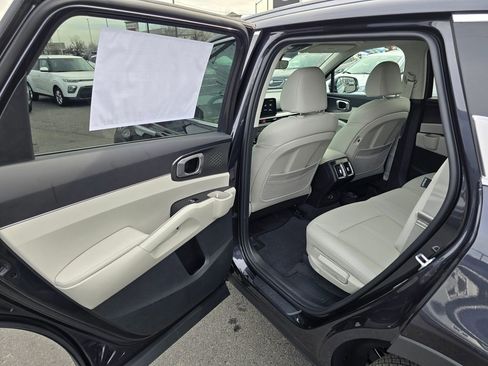 New 2026 Kia Sorento S image 16