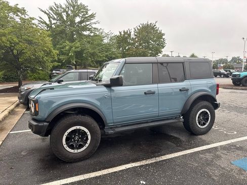Used 2023 Ford Bronco Black Diamond w/ Sasquatch Package AWD/4WD image 14